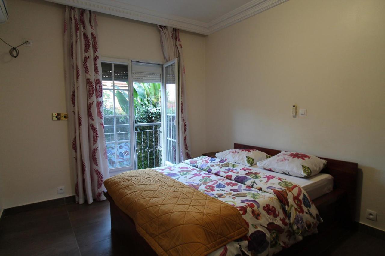 Residence Massou Yaounde Bagian luar foto