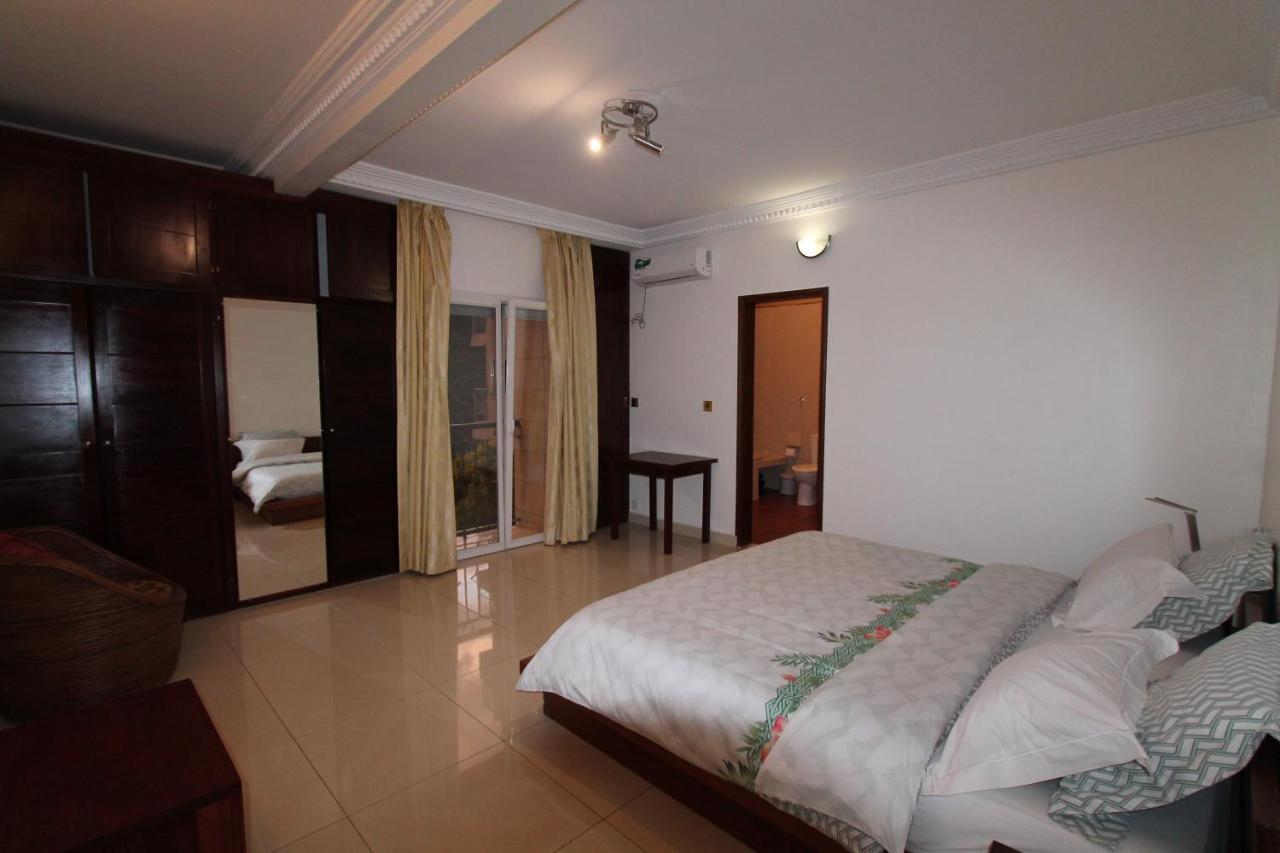 Residence Massou Yaounde Bagian luar foto